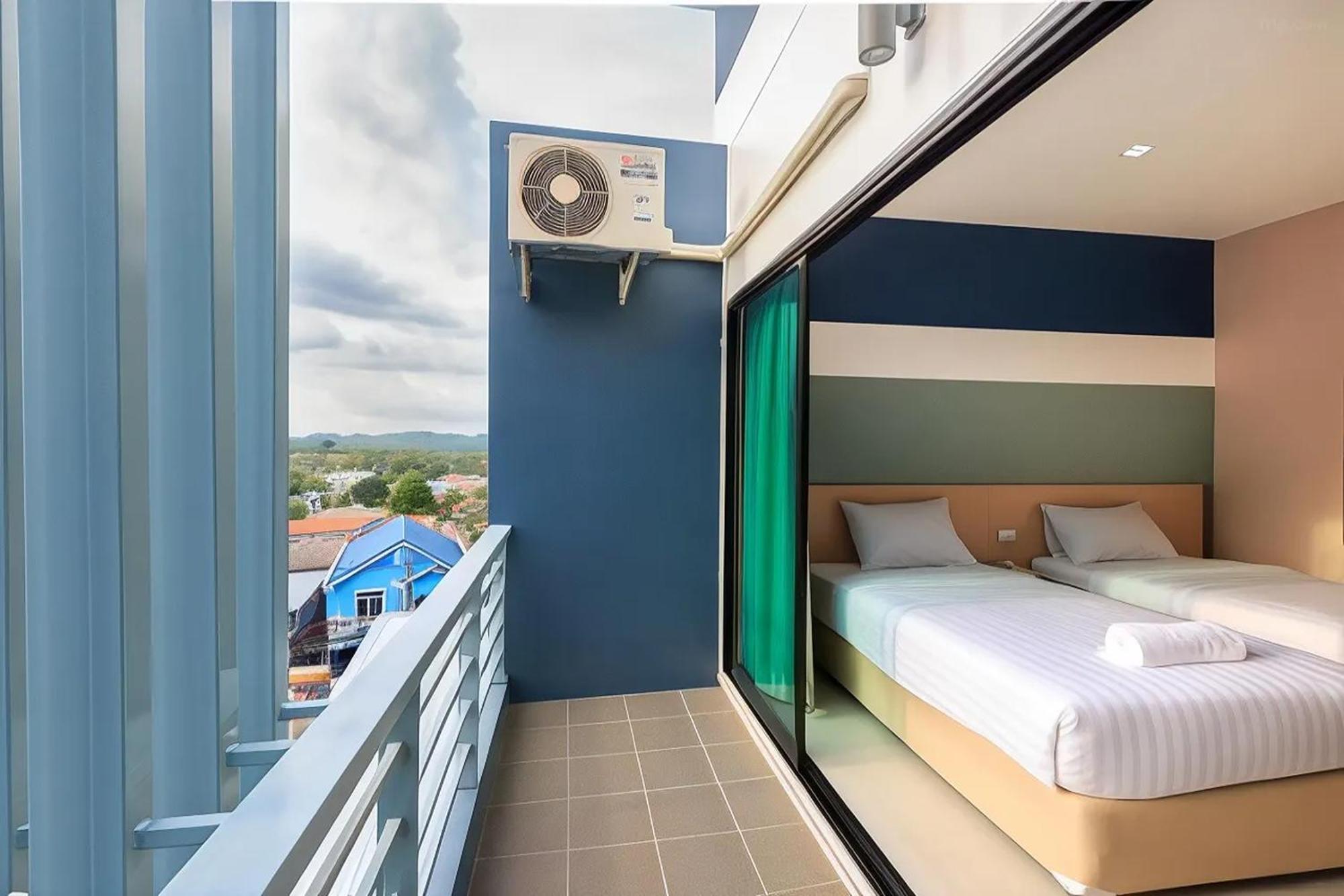 Jj Residence Phuket Town Εξωτερικό φωτογραφία