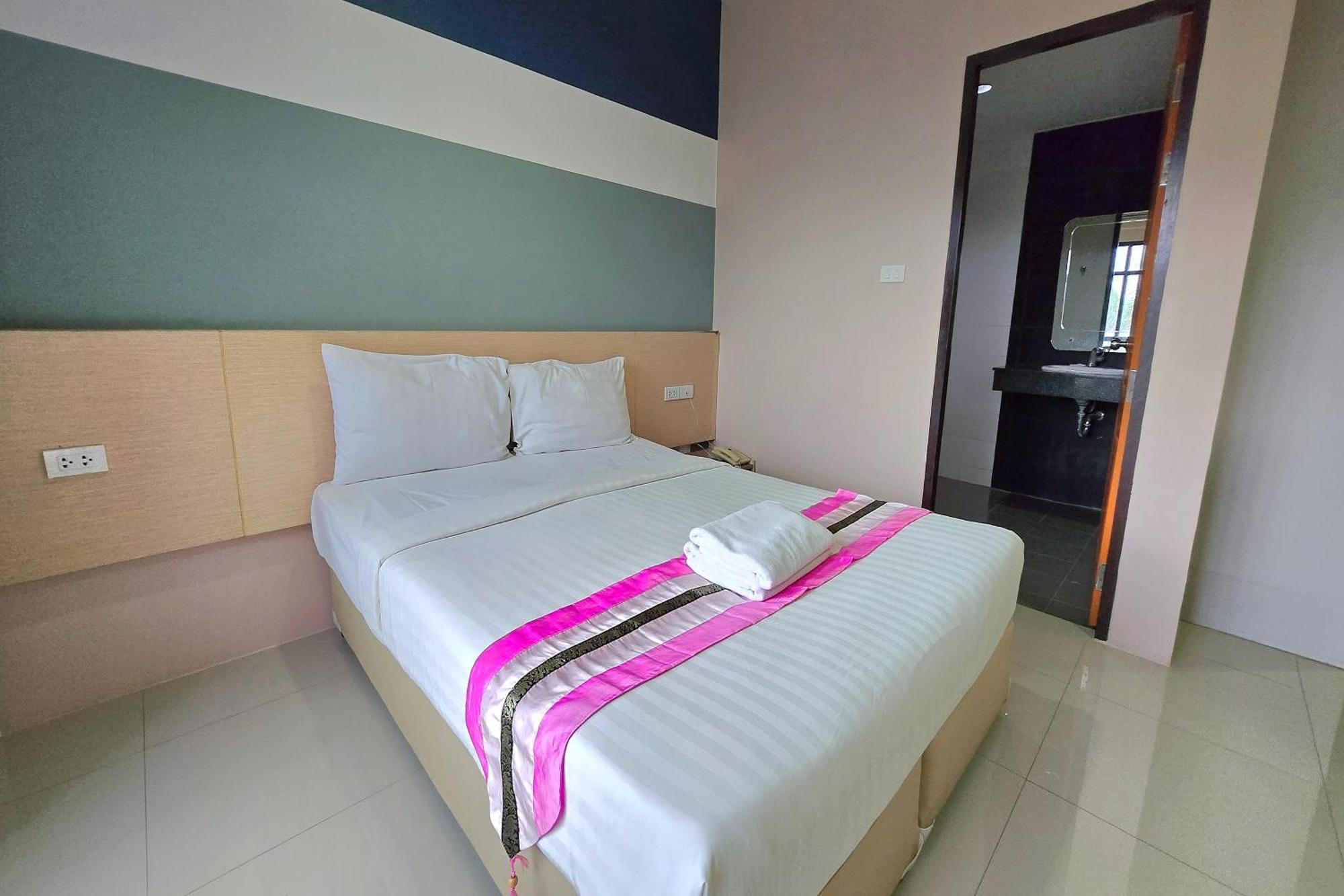Jj Residence Phuket Town Εξωτερικό φωτογραφία