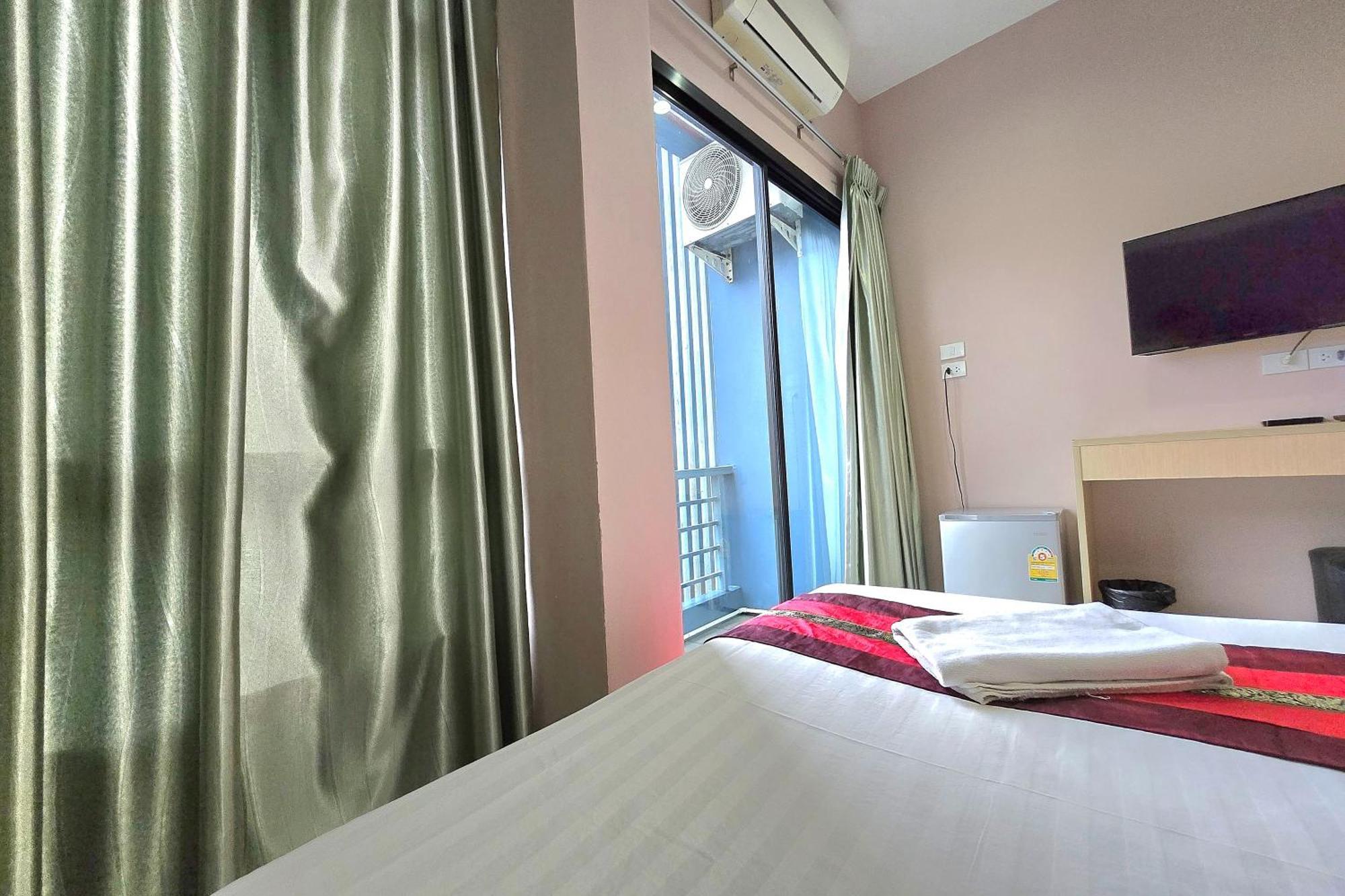 Jj Residence Phuket Town Εξωτερικό φωτογραφία