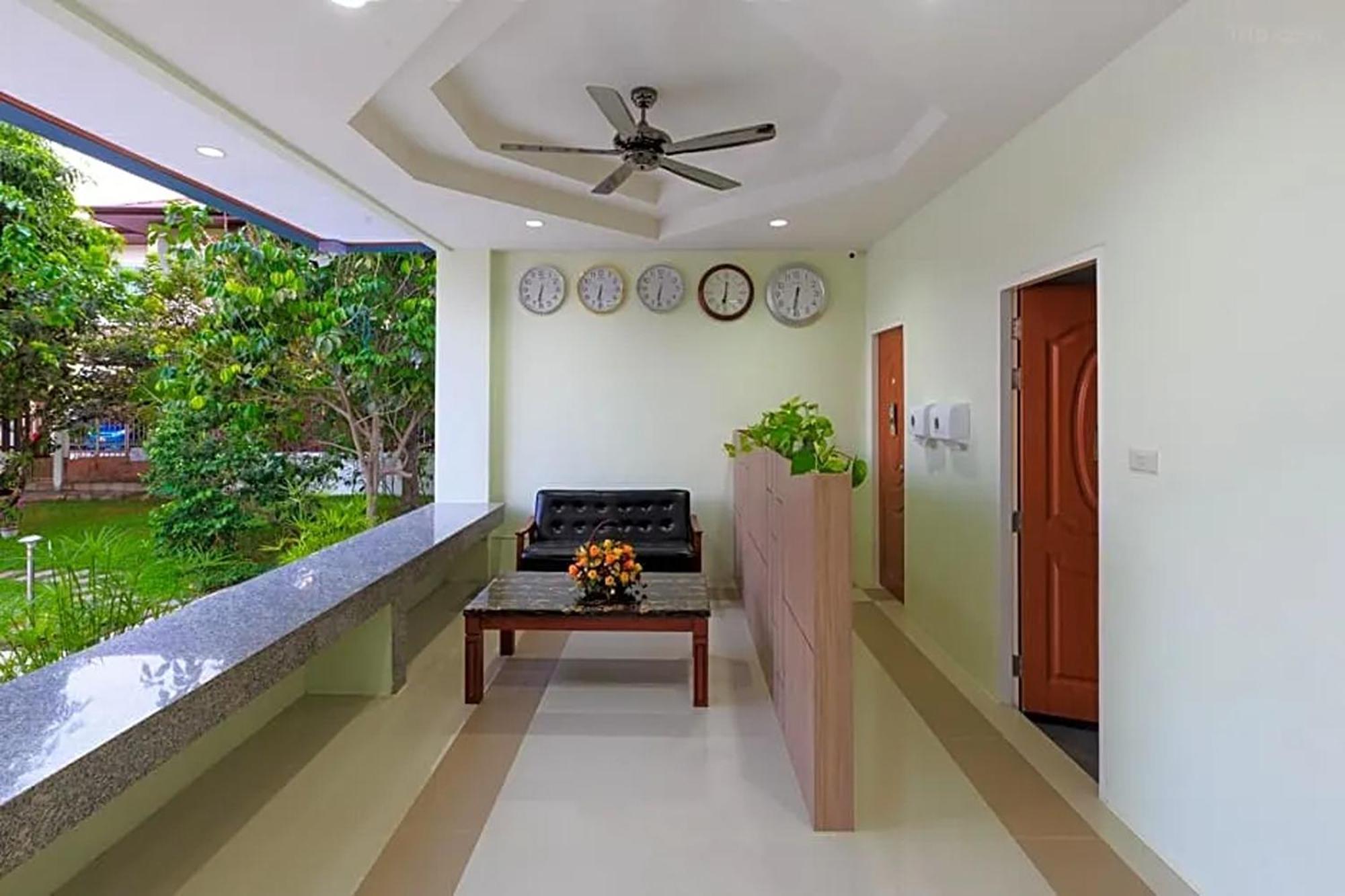 Jj Residence Phuket Town Εξωτερικό φωτογραφία